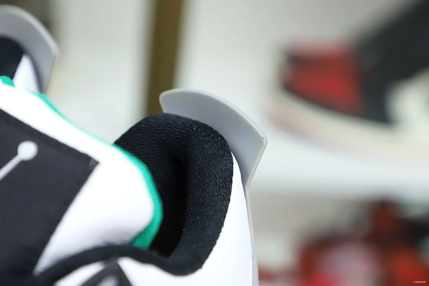 AIR RETRO 4 'RAST WMNS JORDAN 0219